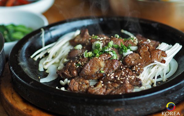 Gyodong Seok galbi เนื้อวัวกระทะร้อน แห่งจอนจู